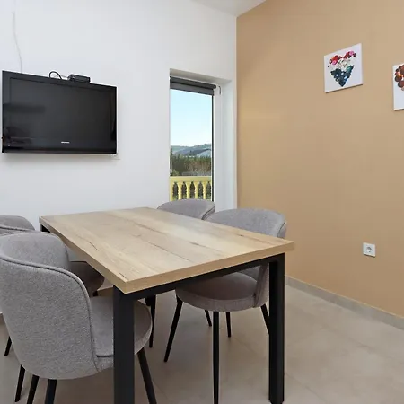 Apartman With Parking Space Lopar, Rab - 21732